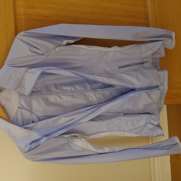 Lululemon Light Blue Running Jacket Like New - Picture 5 of 6
